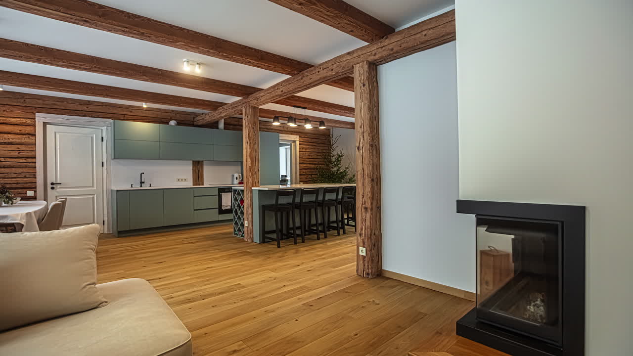 interior de casa de madera elegante y brillante, vista panorámica derecha