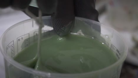 mezcla de resina epoxi y pintura de poliuretano 100fps