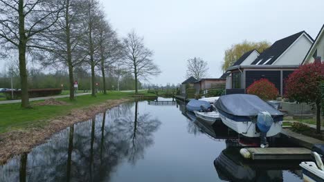 Pueblo-De-Giethoorn---Venecia-De-Los-Países-Bajos