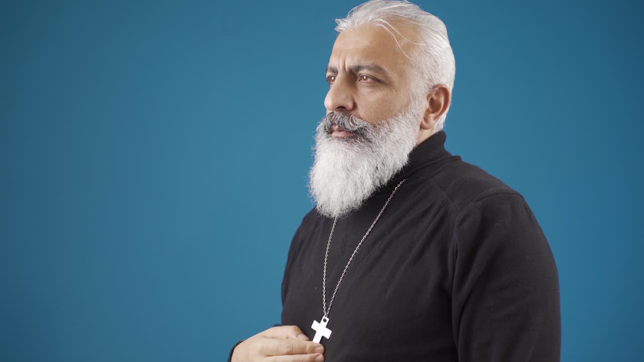 표시; 그것은 아버지, 아들 및 성령을 나타 ⁇ 니다. 정통 십자가.