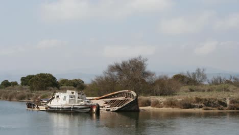 run aground boats0