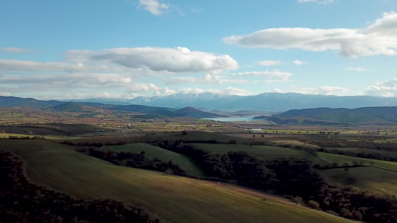 vista aérea de un pequeño pueblo turco, su01