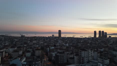 Luftaufnahme-Sonnenuntergang-Skyline-Geschäftsstadt