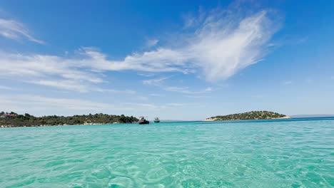 Clean-blue-flag-beaches-of-Halkidiki-Peninsula,-Greece