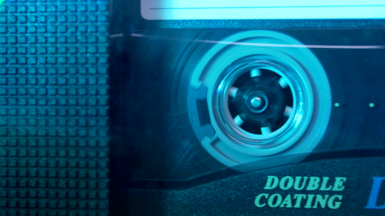 플레이어에 있는 오디오 카세트. 클로즈업