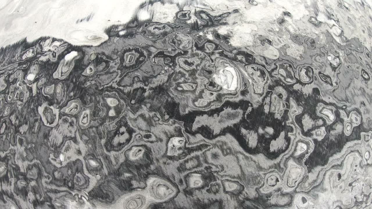 estructura de arena en la playa, mar del norte, jutlandia, dinamarca, 4k