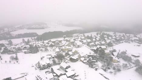 Pequeño-Barrio-En-Alemania-Cubierto-De-Nieve-Durante-El-Invierno.