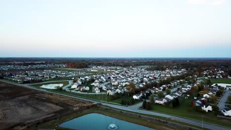 Real-Estate-Concept---Houses-in-Middle-Class-Suburban-Neighborhood