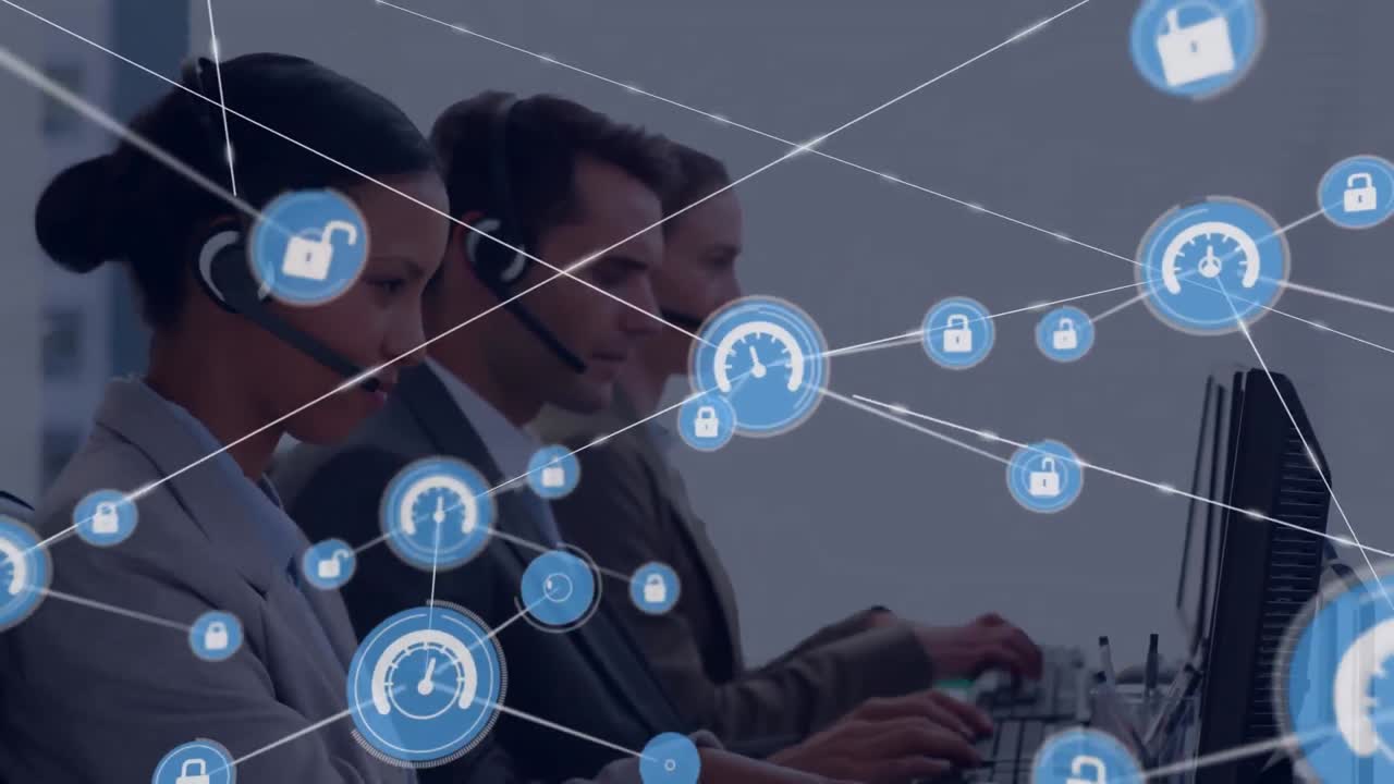 animación de una red de iconos digitales en un equipo de diversos colegas que trabajan en la oficina