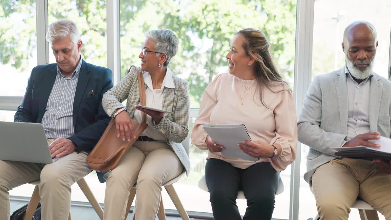 손짓, 인사, 사업가 들 이 일 하는 곳 에서
