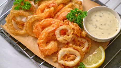 deep-fried-seafood--with-mix-vegetable