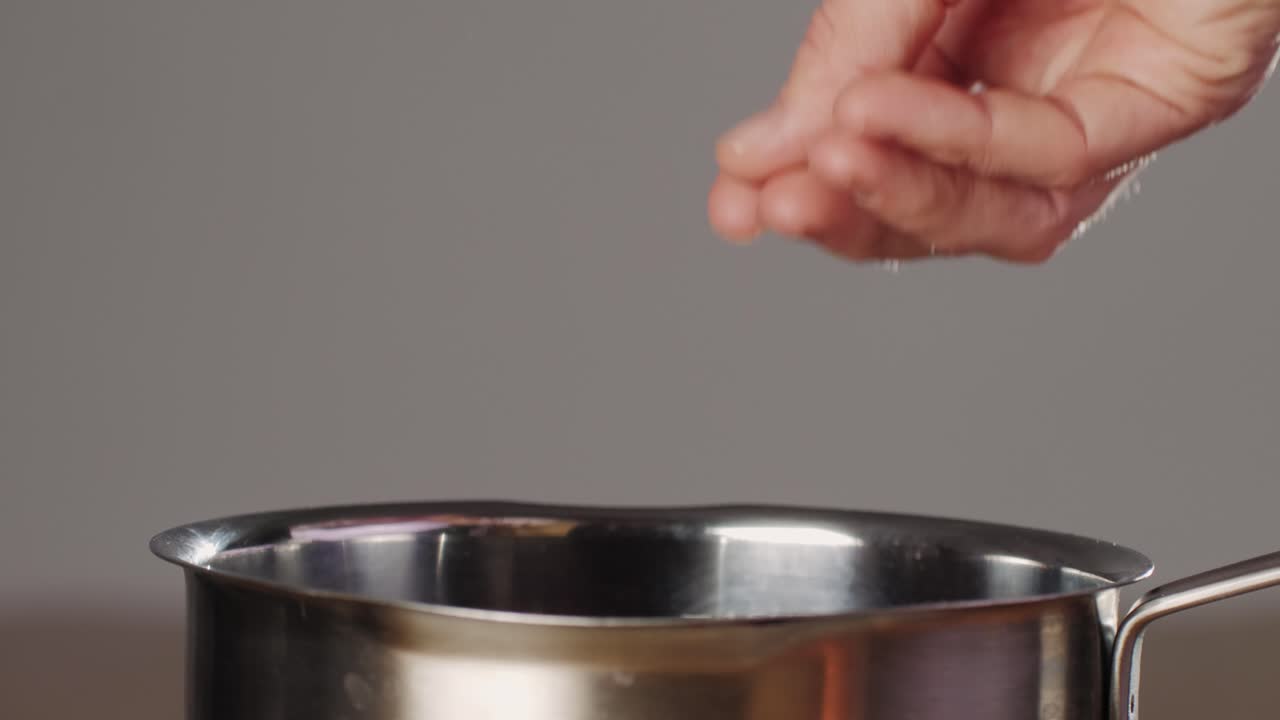 Preparing Raspberries for Cooking