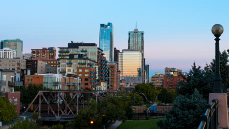 Sonnenuntergang-Im-Zeitraffer-In-Denver,-Colorado