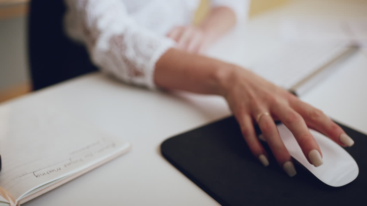 tomando notas de cada pequeña cosa que hago