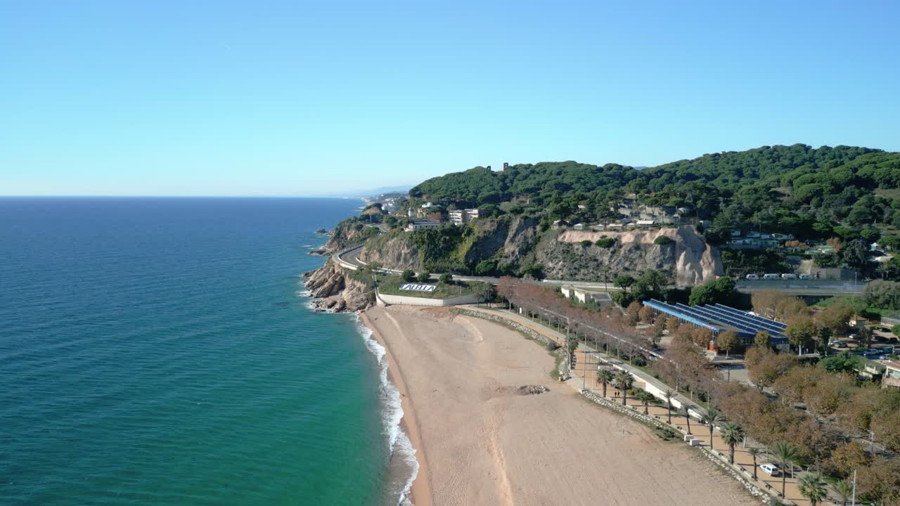 la costa de maresme en barcelona, imágenes aéreas
