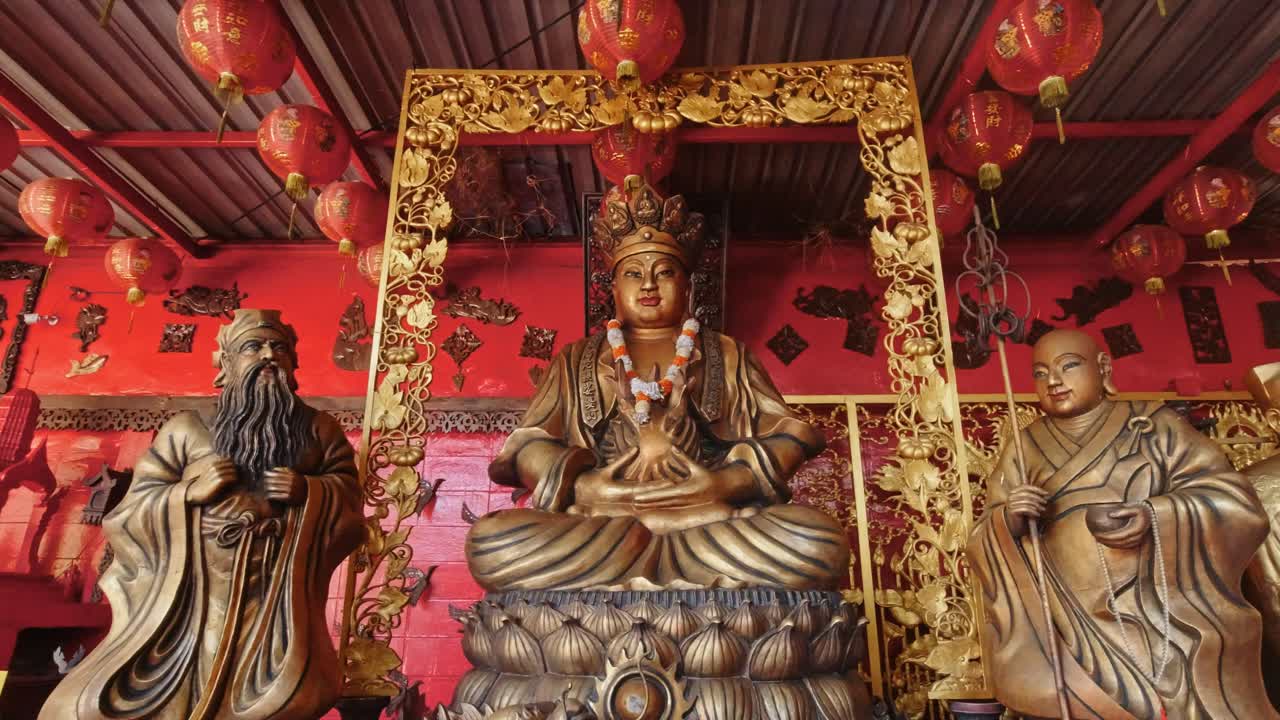 Cultural Treasure, Guanyin Temple's Art and Sculptures in Bangkok