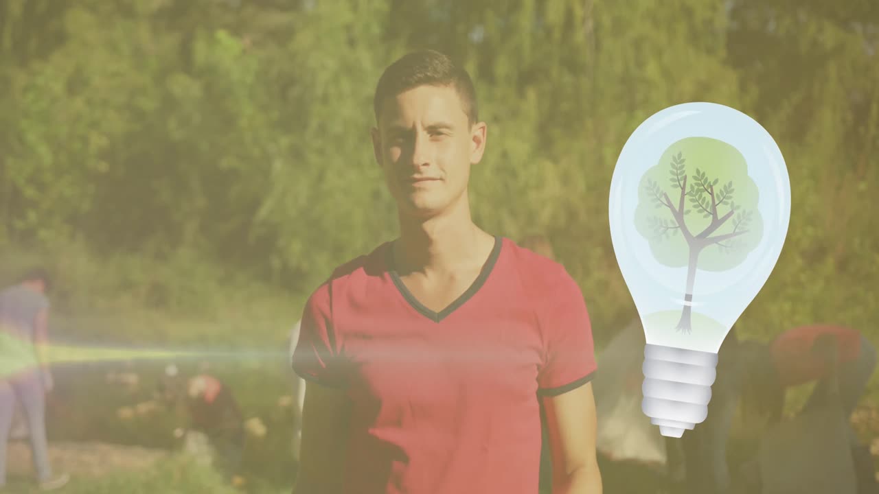 animación de un icono de ecología sobre diversos voluntarios que segregan los residuos