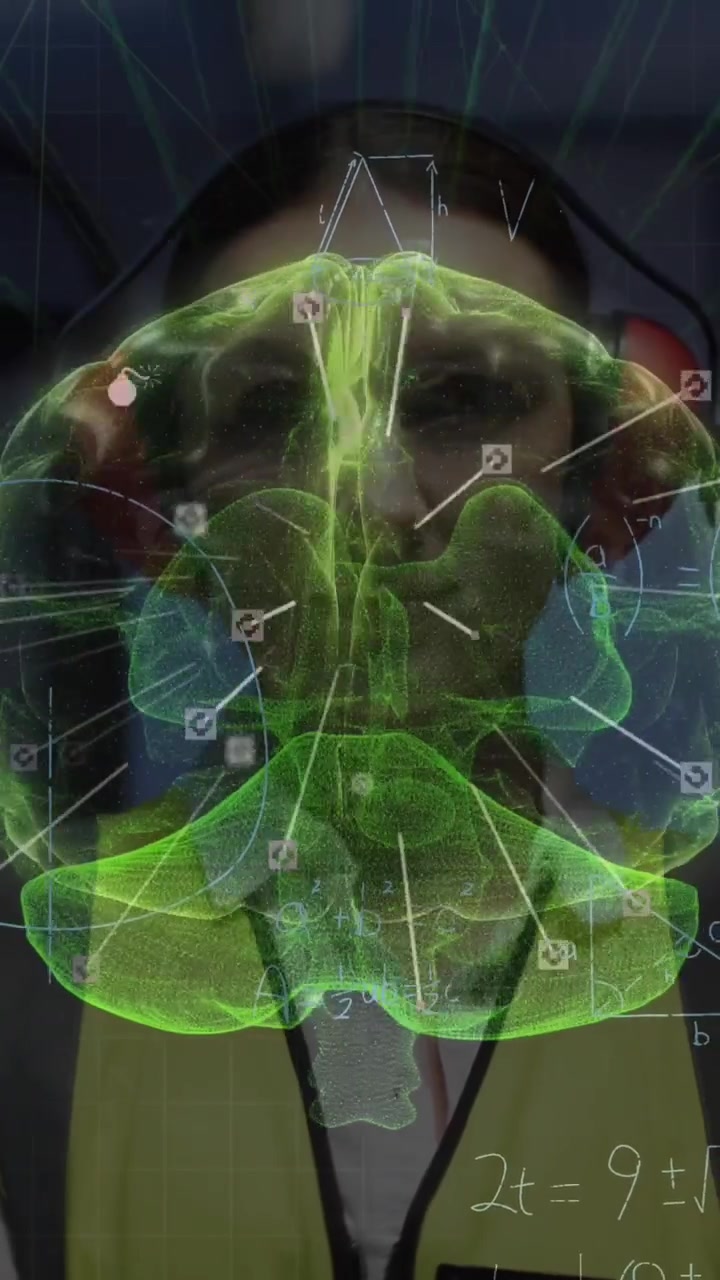Animazione di equazioni matematiche e cervello digitale su donna caucasica in sala server