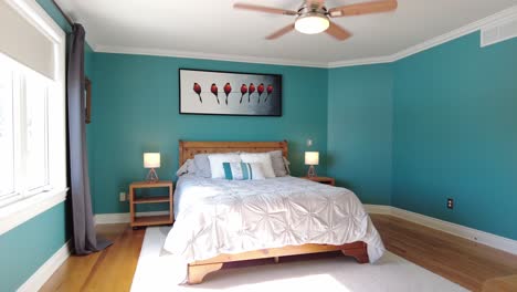 dormitorio principal con bonitos colores