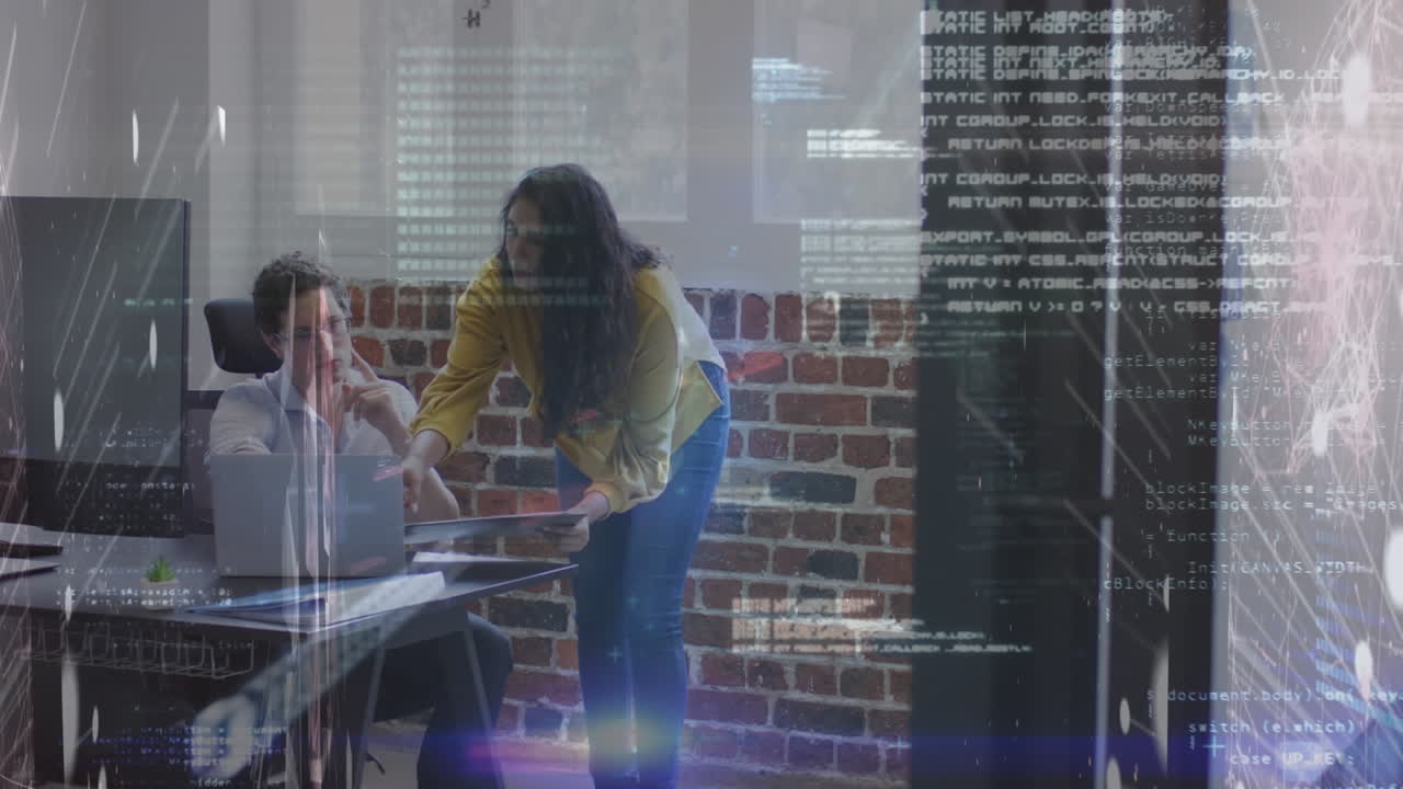 animación del procesamiento de datos sobre diversas personas de negocios que trabajan en la oficina