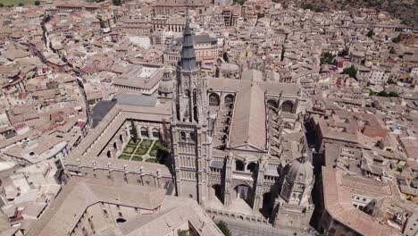 establishing shot of toledo cathedral