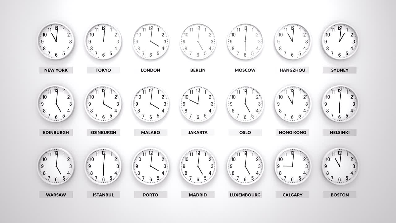 muchos relojes redondos de cuerpo blanco están yendo y mostrando diferentes horas para diferentes ciudades de todo el mundo. pared blanca detrás.