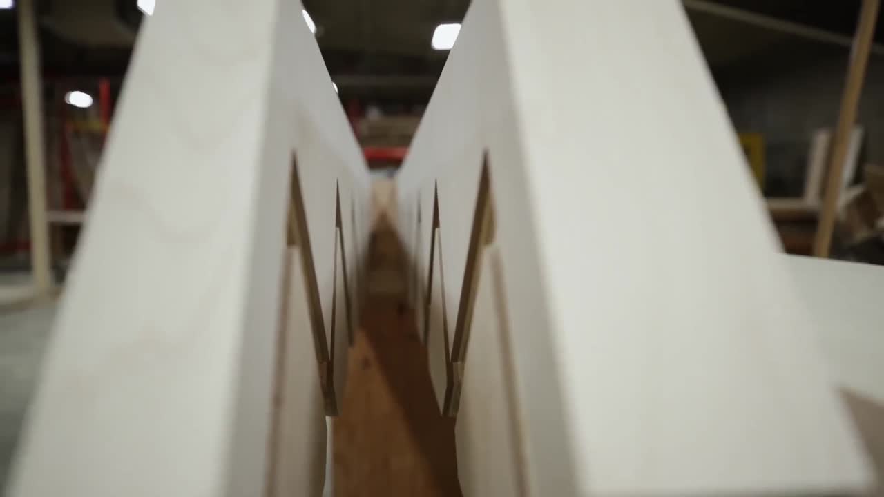 목공장에서의 목판