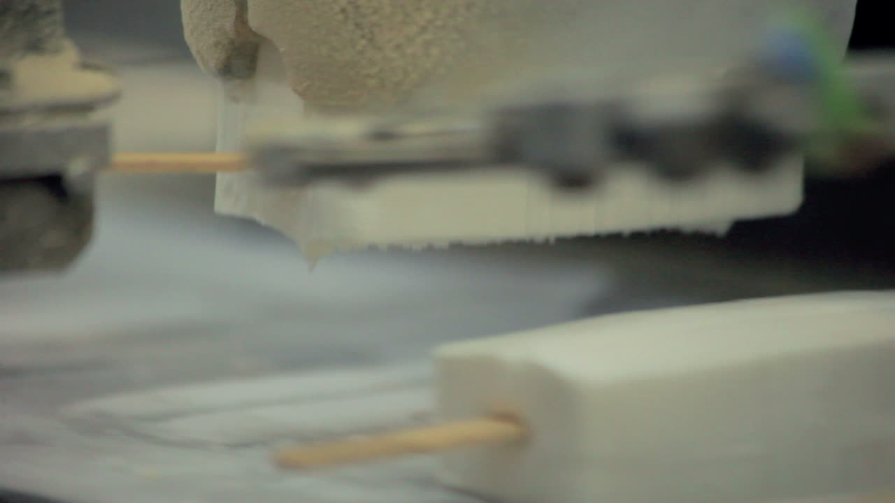 식품 공장에서의 제조 과정, 아이스크림 기계, 식품 기술