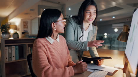 Business-women,-tablet-and-teamwork-on-computer