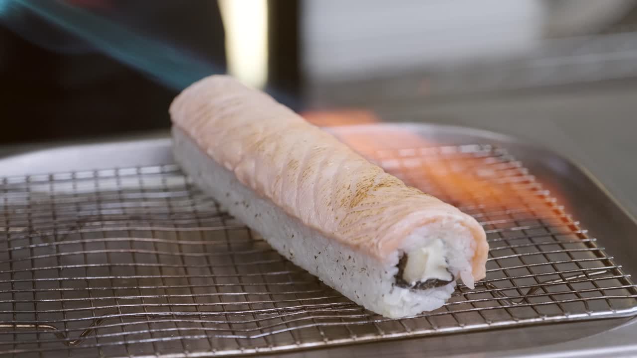 fritos de lámpara de gas rollo de pescado rojo y arroz