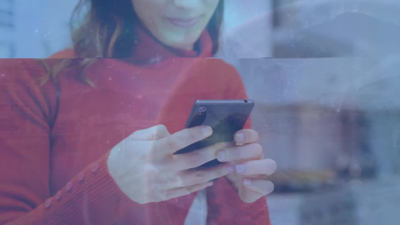 animación del globo sobre una mujer de negocios caucásica que usa un teléfono inteligente