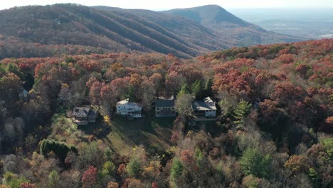 stunning 4k drone footage of fort mountain, chatsworth, ga, showcasing vibrant autumn mountain views. perfect for nature, travel, or seasonal projects
