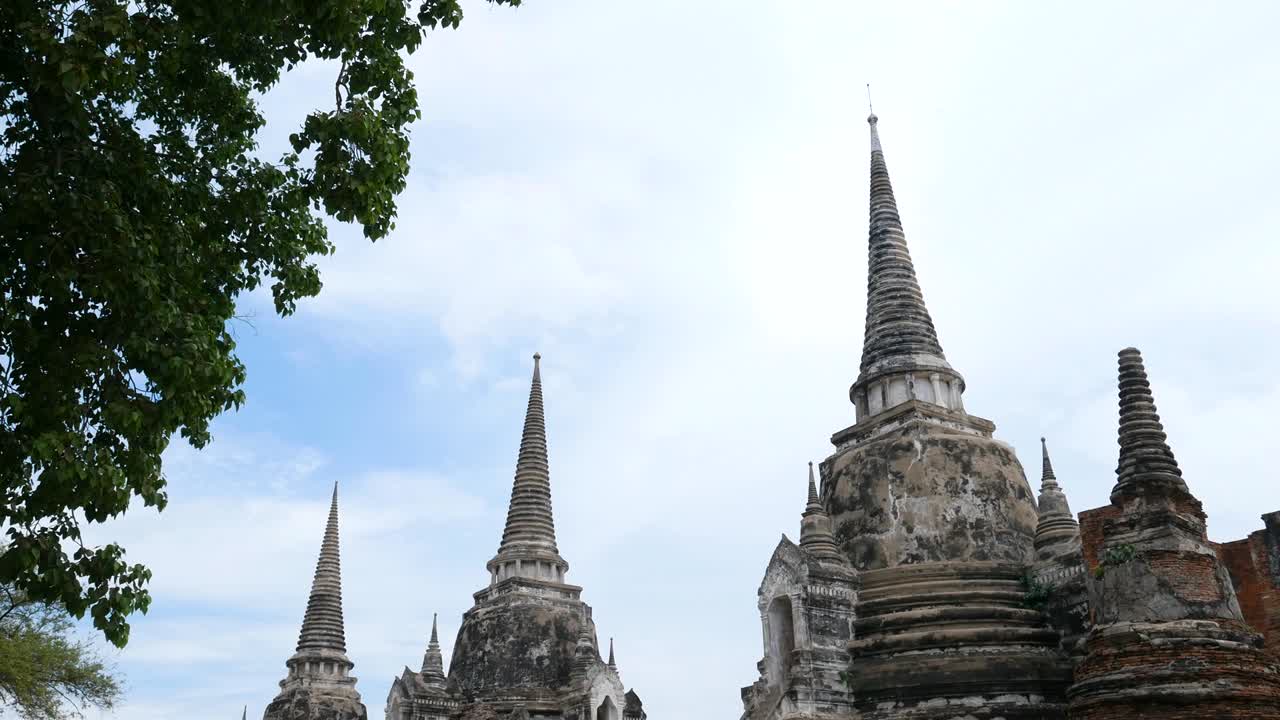 las ruinas del templo de ayutthaya, wat maha que ayutthayi como sitio del patrimonio mundial, tailandia. parque histórico de ayutathaya