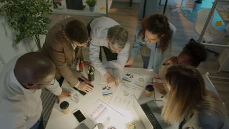 reunión del equipo en curso
