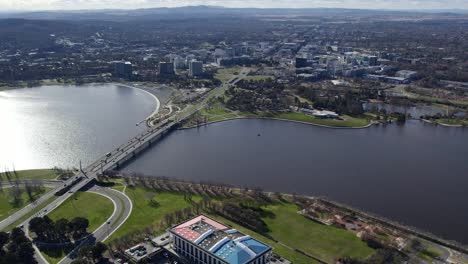 canberra - paso elevado del puente de la avenida commonwealth