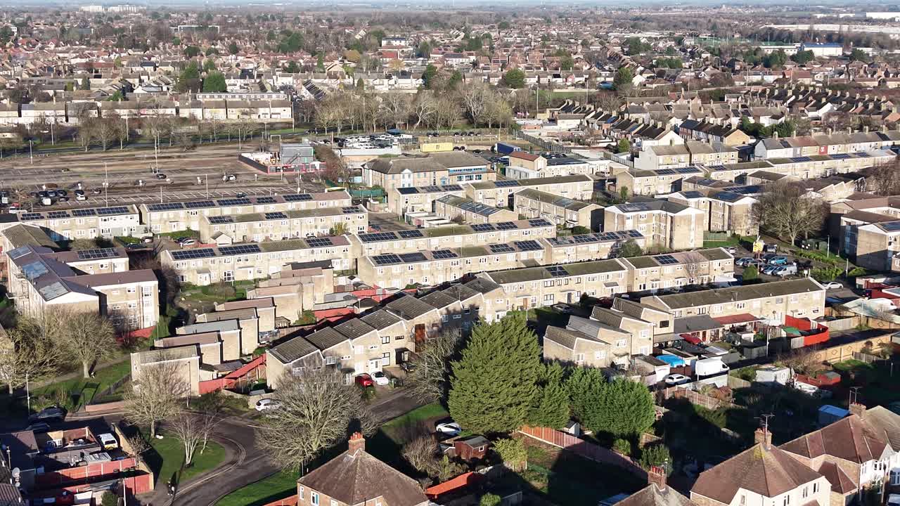 Peterborough, Cambridgeshire, Regno Unito: case e strade viste da drone, aeree, Peterborough, Cambridgeshire, Regno Unito: case e strade viste da drone, aeree