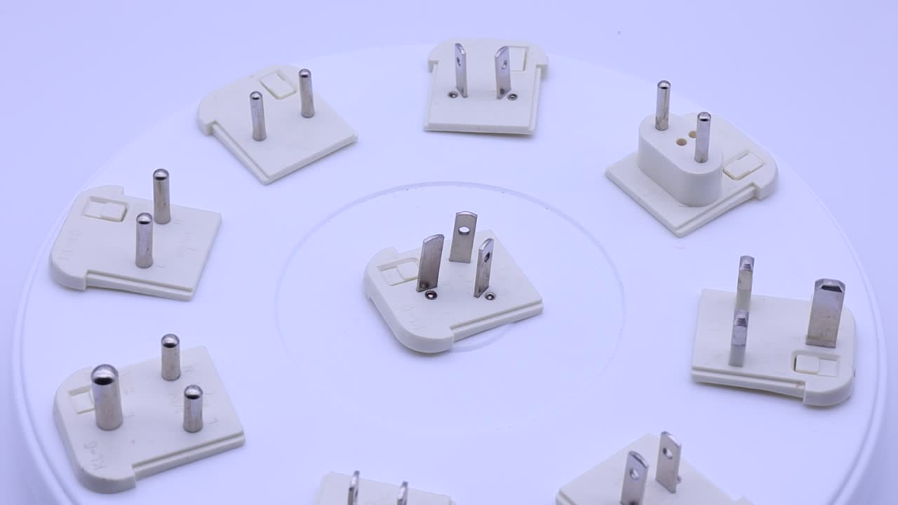 다양한 국가에 대한 전기 소켓 어 ⁇ 터 컬렉션