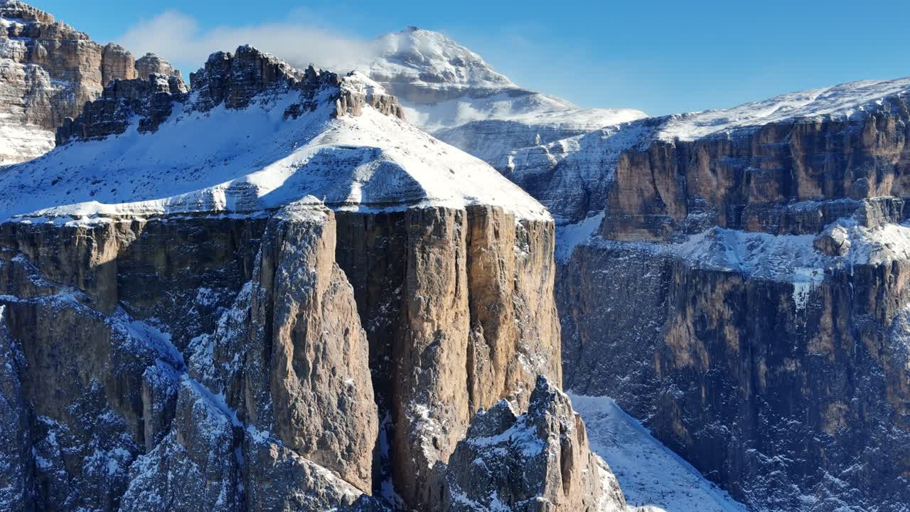 Reveal shot of outstanding valley in the Italian Dolomites during winter season