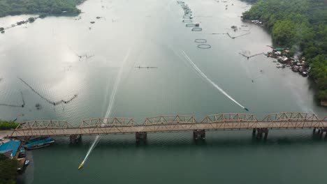 vista aérea de los estanques de peces para bangus, peces de leche.