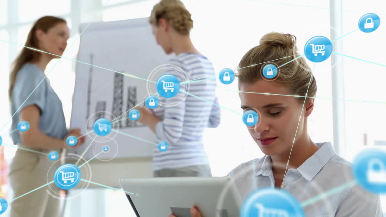 анимация сети соединений с троллейбусными иконами над различными бизнесменами в офисе