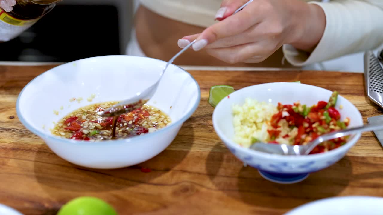 Making Asian Chili Sauce