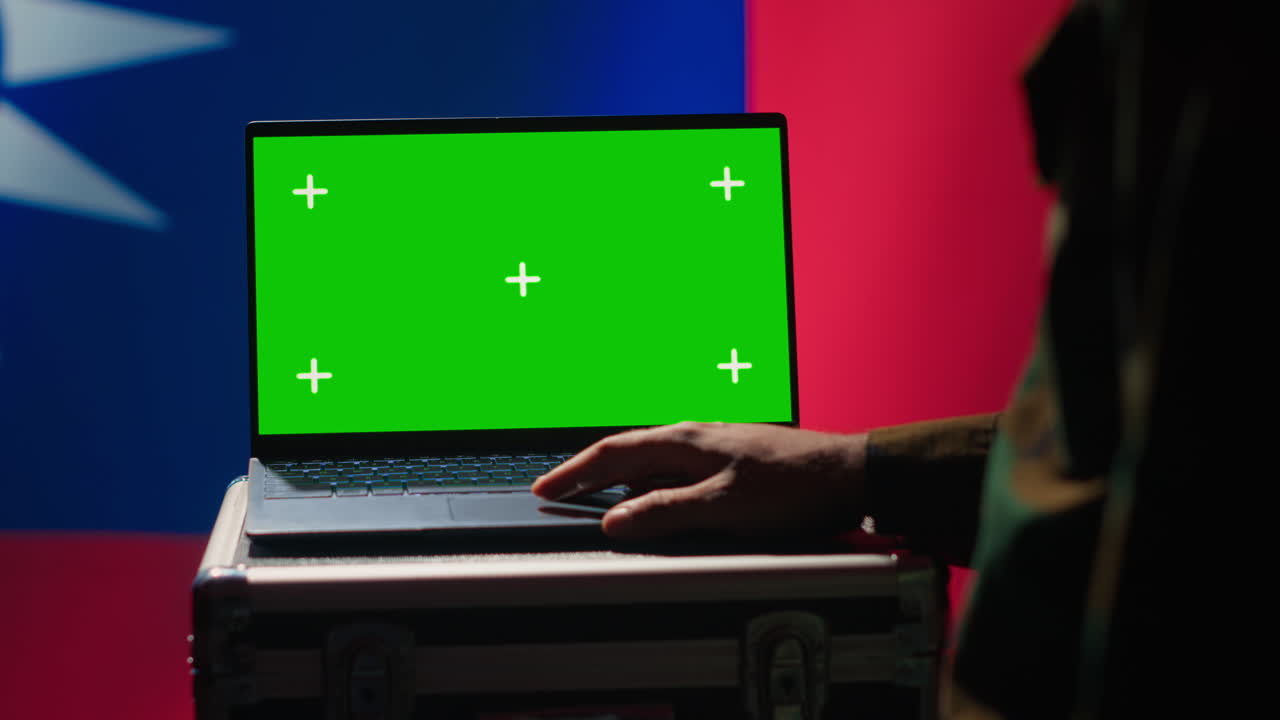 insurgente taiwanés utiliza software militar en el dispositivo de maqueta para el seguimiento