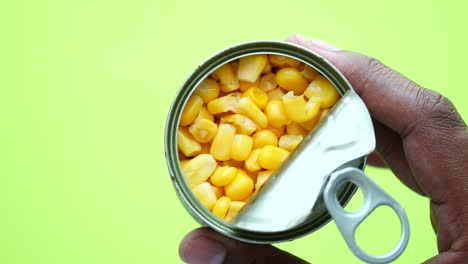 opened can of canned corn