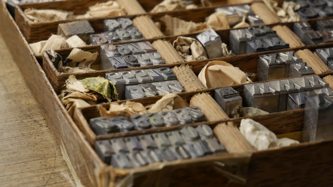 인쇄 기계용 골동품 서체 문자