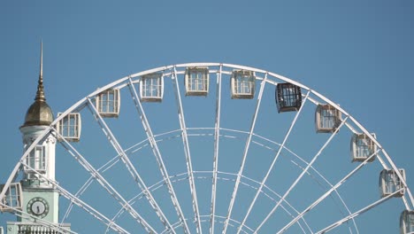 ferris wheel. attraction of the ferris wheel. ukraine, kiev