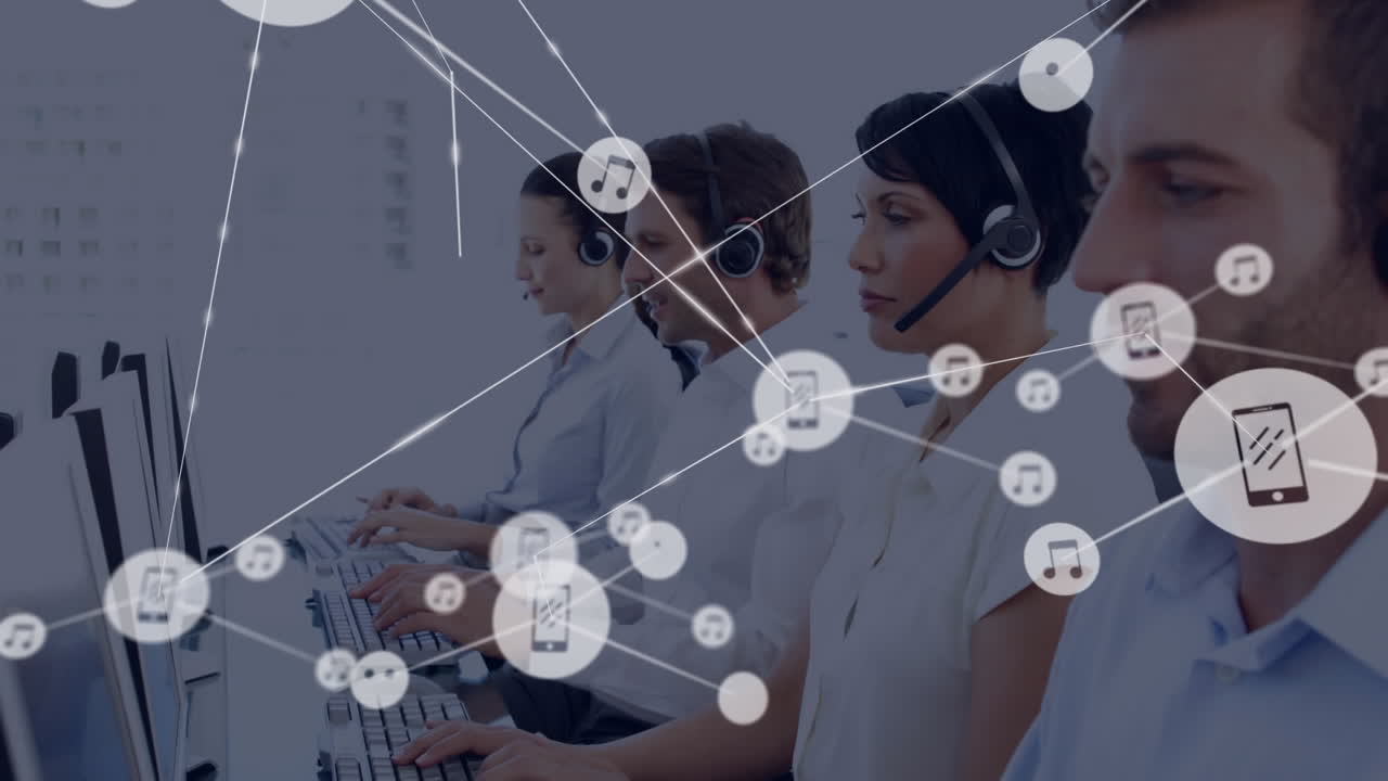 animación de la red de conexión con iconos sobre personas de negocios que usan auriculares de teléfono