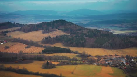 Vista-Aérea-De-La-Chequia-Rural