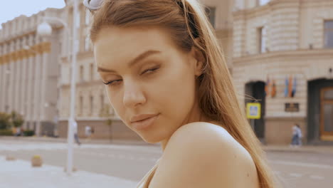 young woman portrait in the city