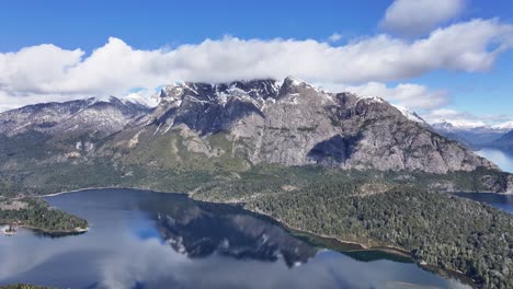 cerro lopez en san carlos de bariloche en el rio negro argentina