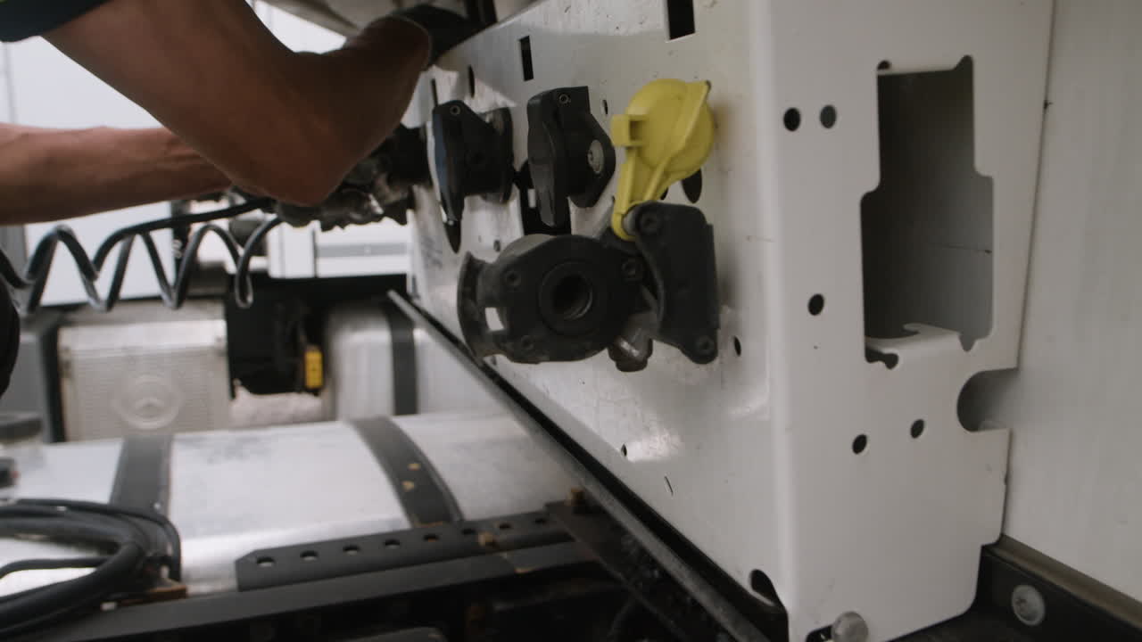 Truck trailer connection points